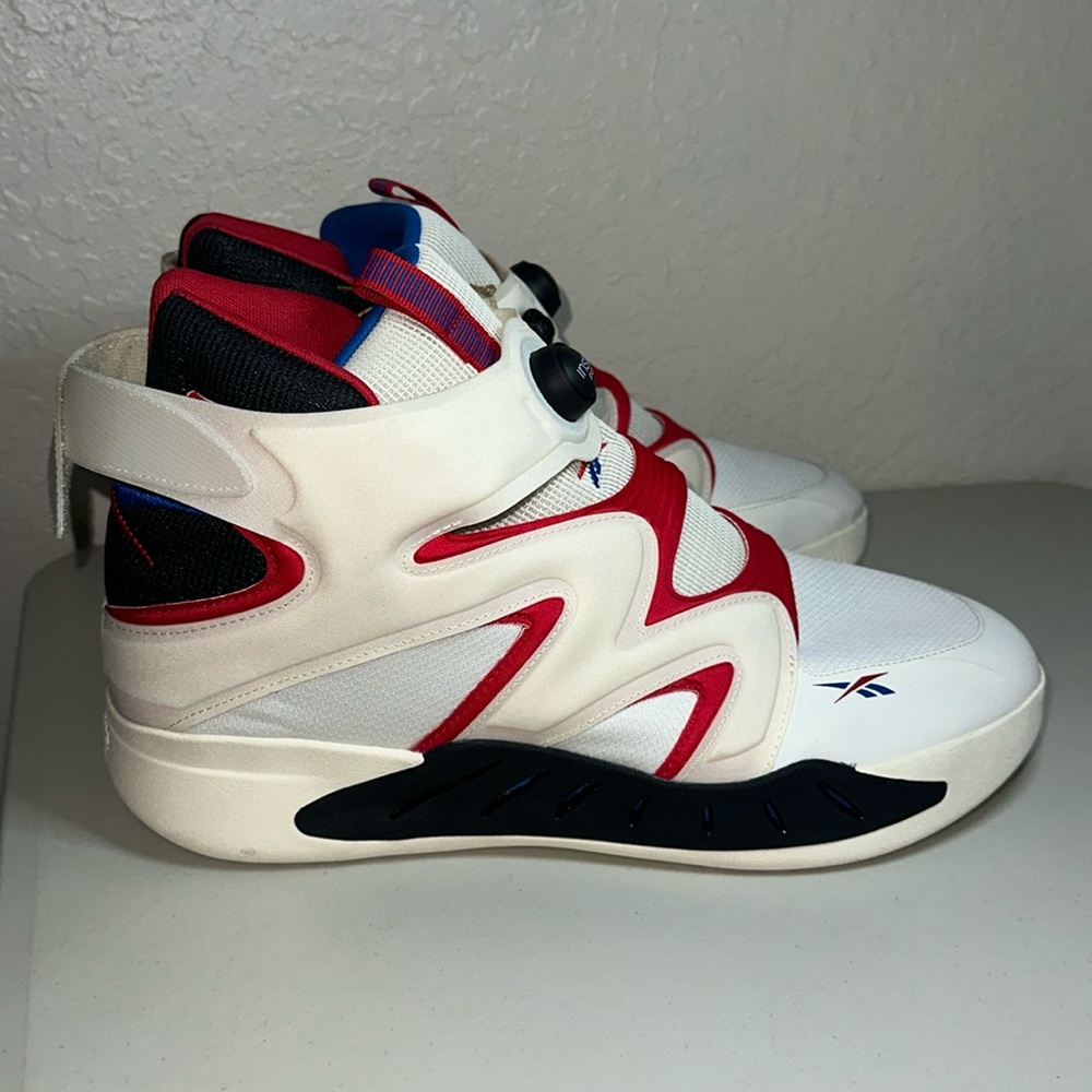 REEBOK INSTAPUMP FURY ZONE BASKETBALL NEW, size 14, very comfy, last one! GW8883